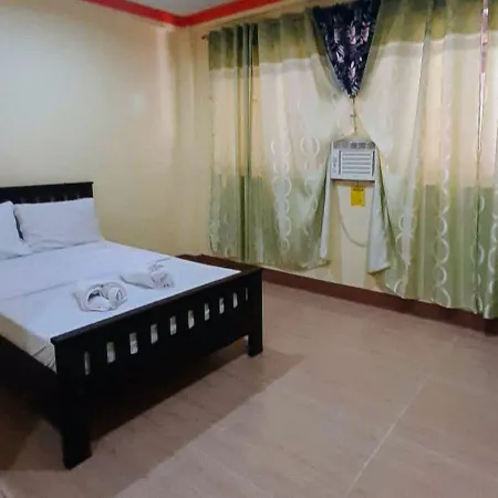 RedDoorz @ Johsons Pension House Butuan City