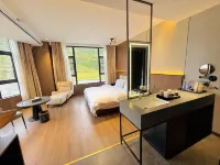 Biru Lanou Hotel