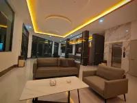 ELLMAN Boutique Hotel Hotels in Thuan An