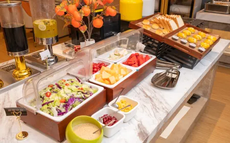 Vienna International Hotel (Ronggui Fisherman's Wharf) Отели рядом с достопримечательностью «Ronggui Fisherman's Wharf, Shunde»