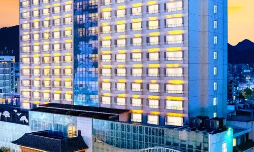 Tian Cheng Tai He Hotel