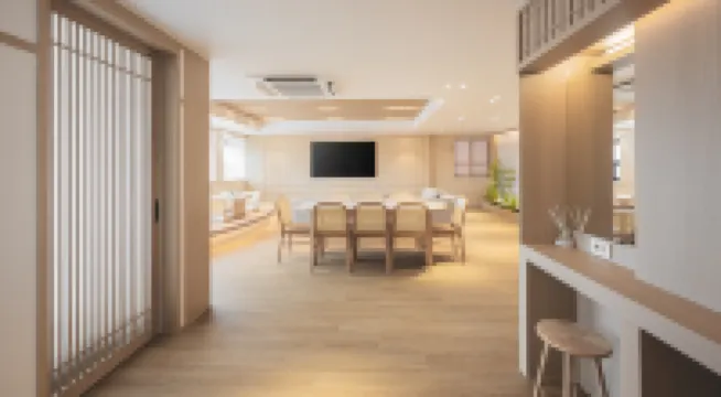 Jeongonjae Stay – Korean Traditional Guesthouse (2min from Busan Station, Up to 18 Guests)