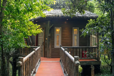 Huanglongxi Happy Pastoral Wild Fun Hotel