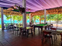 Koh Rong Beach Hostel and Bungalows Hotels near Long Set Beach