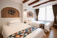 Kaijiang Aden Fashion Hotel