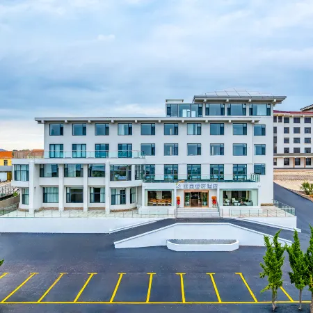 Rongcheng Chengshantou Xixiakou Zoo Rezen Select Hotel