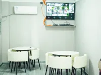 Snowwhite castle hotel Hotels in Saipan