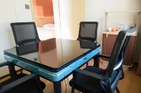 Jinju Hotel (Liansheng Happy City Railway Station) Hotel di De'an