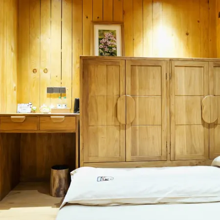 Wanglang Giant Panda Exploration Camping Hotel