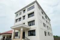 De Ggii Hotel by Flip Inn Hotels in Malalayang