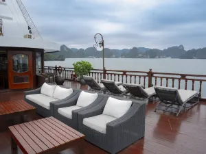 엠페러 크루즈 레거시 하롱