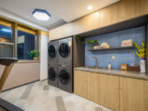 Wuxi Yishang |  View High-Rise Hotel (Sanyang Square Wuxi Railway Station Branch) Hotels in Wuxi