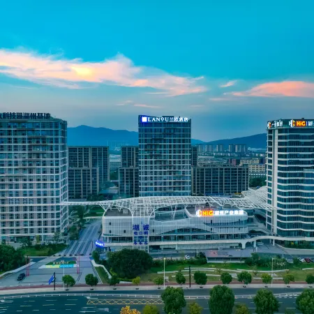 Lan Ou Hotel (Huzhou High-speed Rail Station Branch)
