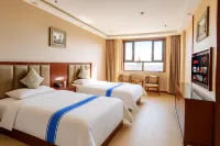 Super 8 Collection Hotel (Fukang Zhunge'er Road)