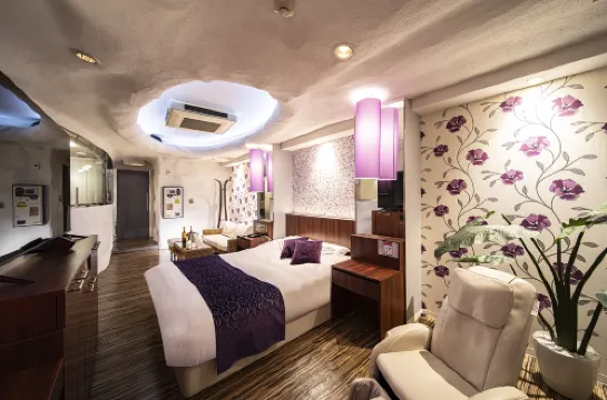 Towers Hotel - Adult Only -