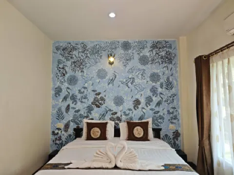 泳池公園度假村 鄰近隆開火車站的酒店