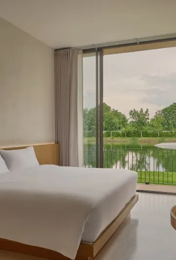 ห้องเตียงใหญ่วิวริมน้ำ