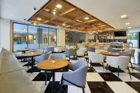 Aston Palu Hotel & Conference Center - servizio colazione
