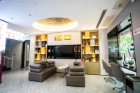 Quying E-sports Homestay (Jishou Wenyi Road) - جديد