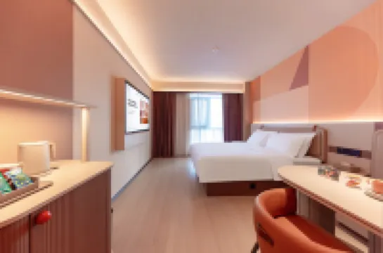 Orange Hotel (Fuyang Yingzhou Wanda Plaza Branch)