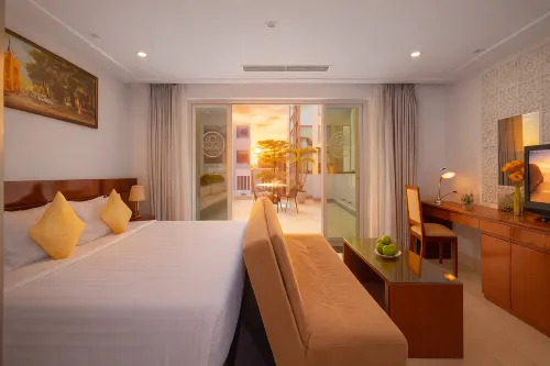 White Lotus Hotel Saigon