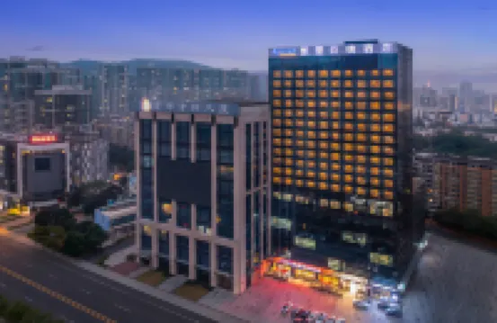 Kyriad Marvelous Hotel (Zhongshan South District Conference Center Store) Hotels near Zhan's Garden