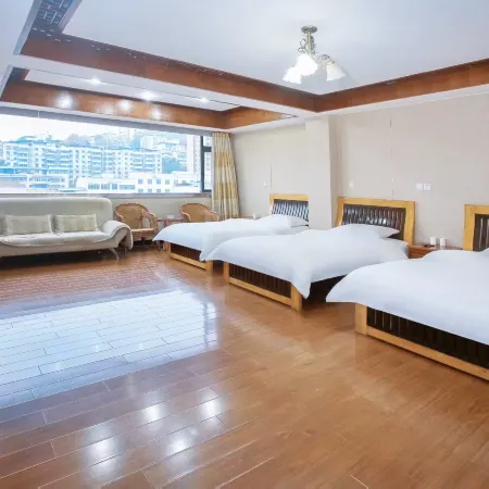 Jiange Meilizhou Hotel