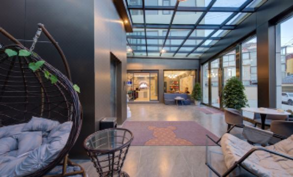 Meet the Oxygen-Rich Stay: Taktse Ancient City Guesthouse