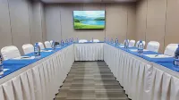 JOYINN Z HOTEL(Meishan East High-speed Railway Station San Su Temple ) - Business