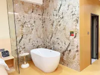 Haoting Apartment (Maoming High-Speed Railway Station)