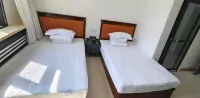 Jianping County Kalaqin Town Qinyuanchun Hotel