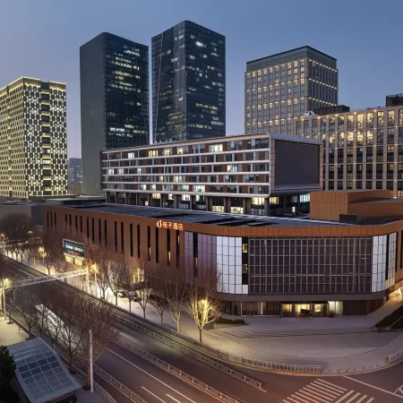Orange Hotel (Zhengzhou East Station West Square)