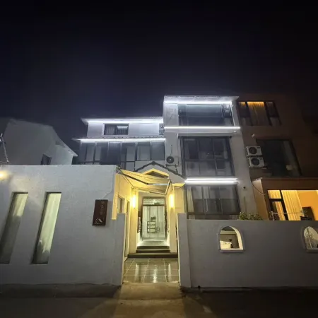 Junyi Creative Homestay (Wansuishan Dasong Martial Arts City)