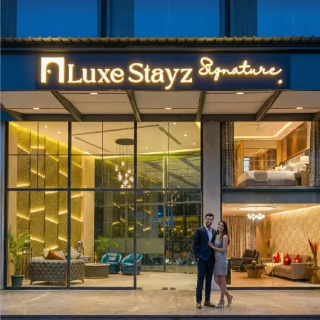 Luxe Stayz Signature Отели рядом с достопримечательностью «Колледж Хальса»