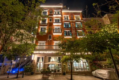 Solaro Hotel & Spa - Sunset Town Phu Quoc Hotel berhampiran Pantai Sao