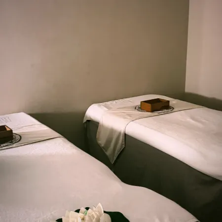 Jinjiang Jinyue Licheng Hotel (Wudianshi Traditional Blocks Wanda Plaza)