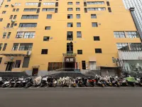 TOTORO YOUTH HOSTELS XINGYI