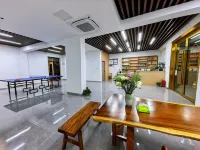Qiaodong Homestay (Jiayu Donghu College) - Pet Friendly