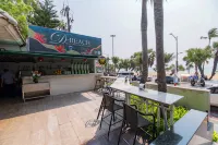 Pattaya Discovery Beach Hotel - bar