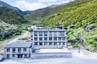 Songji Mountain Retreat Hotel