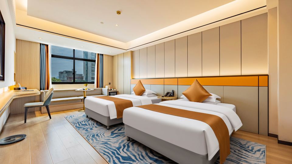 Huayuan Hotel