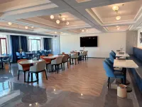 Residence by the Sea · Spacious Balcony(Shantou MixC Longyan South Road Food Street)