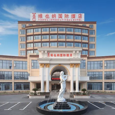 Vienna International Hotel (Pinghu Zhangjiang Science and Technology Park)