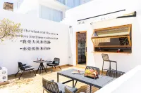 Ye Xu | First-line sea view | Designer vacation accommodation with mountain and sea view pool - bar