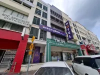 Swing & Pillows @ Damansara Perdana โรงแรมใกล้อิเกีย มอลล์