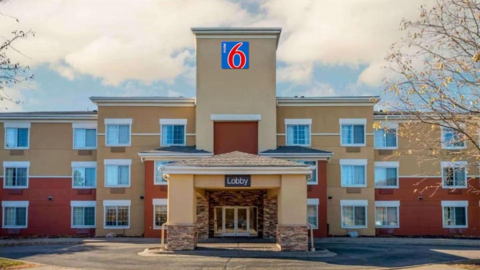 Motel 6 Suites Minneapolis Airport Eagan North MN
