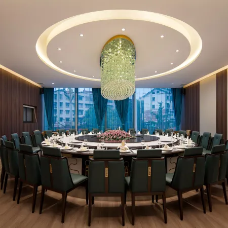 Kaili Jintaiyuan Hotel (Kaili City Wanda Plaza)