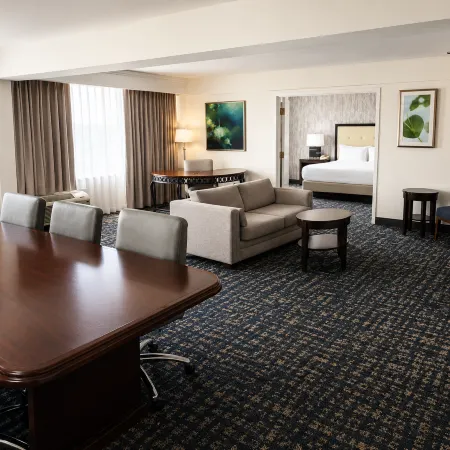 DoubleTree by Hilton Richmond - Midlothian