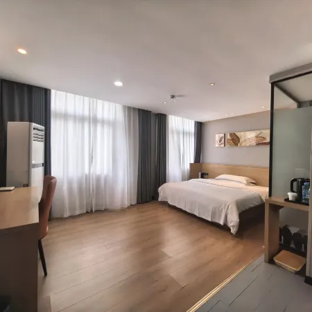 Ji'an County IU Manlv | Design • Your Life Styles Hotel (Nengren Lane Wenshan Pedestrian Street)