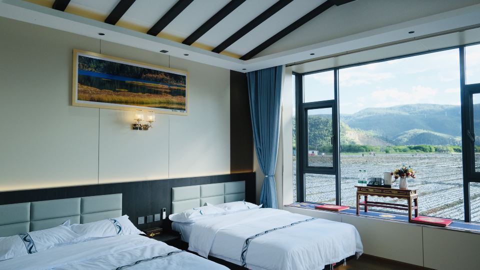 Shenhu Homestay